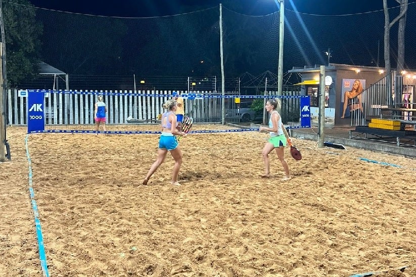 Treinamento de atletas na Arena Kirmayr / Crédito: Divulgação/Brisa Beach