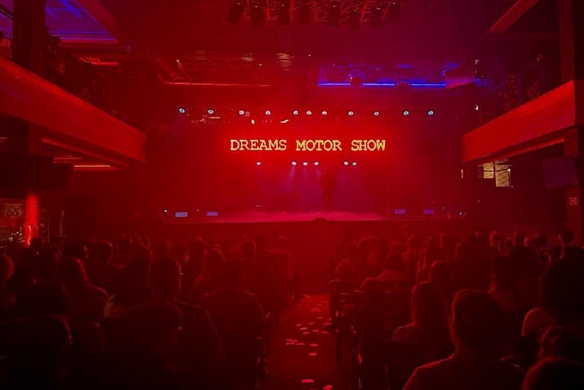 Público lotou o Dreams Motor Show para ver o espetáculo dos Ilusionistas Henry e Klauss