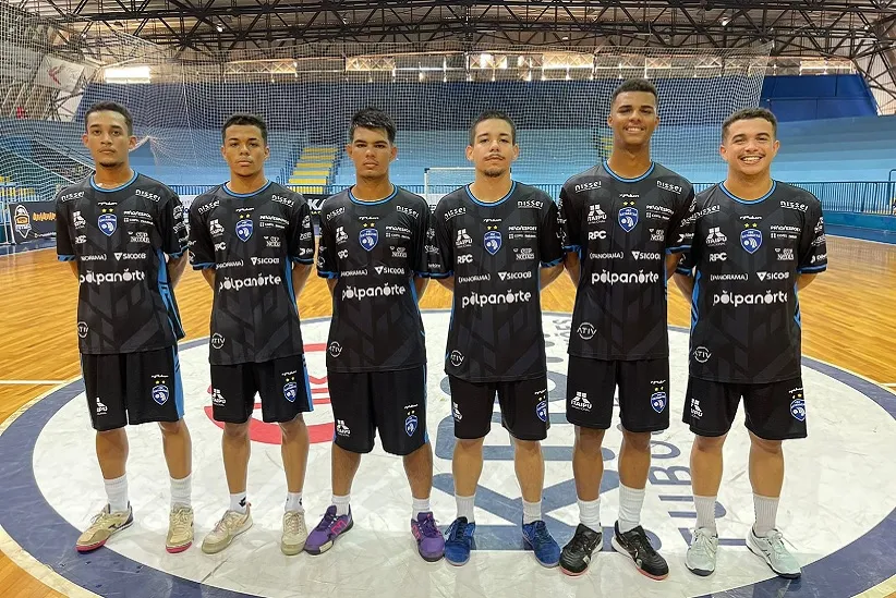 Da esquerda para a direita. Guilherme, Egmar, Wesley, Paquetá, Choco e Mineiro.- Crédito imagem: Jorge Augusto / Foz Cataratas Futsal