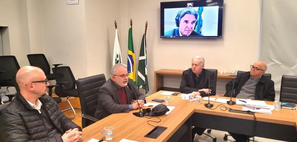 Plenária presencial e on-line reuniu lideranças, empresários e agentes públicos – foto: Divulgação