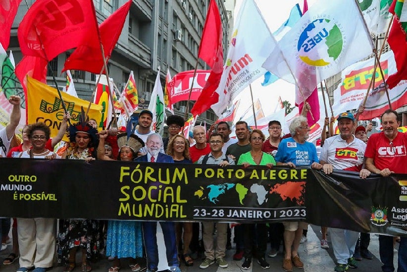 Participantes do Fórum Social Mundial realizam marcha no centro de Porto Alegre em 2023 – Foto: Tânia Rego/Agência Brasil