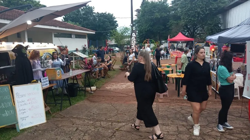 A praça do bairro Bourbon possui quadra de esportes, além da sede da AMBB. Foto: Arquivo