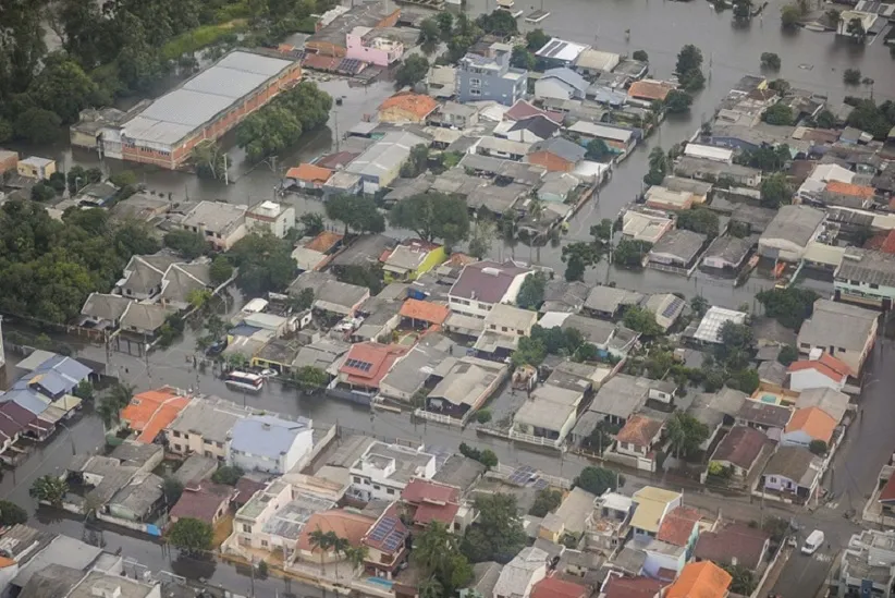 Municípios gaúchos afetados pelas fortes enchentes precisam seguir o passo a passo e cadastrar os moradores para que eles possam receber o Auxílio Reconstrução (Foto: Ricardo Stuckert/ Secom-PR)