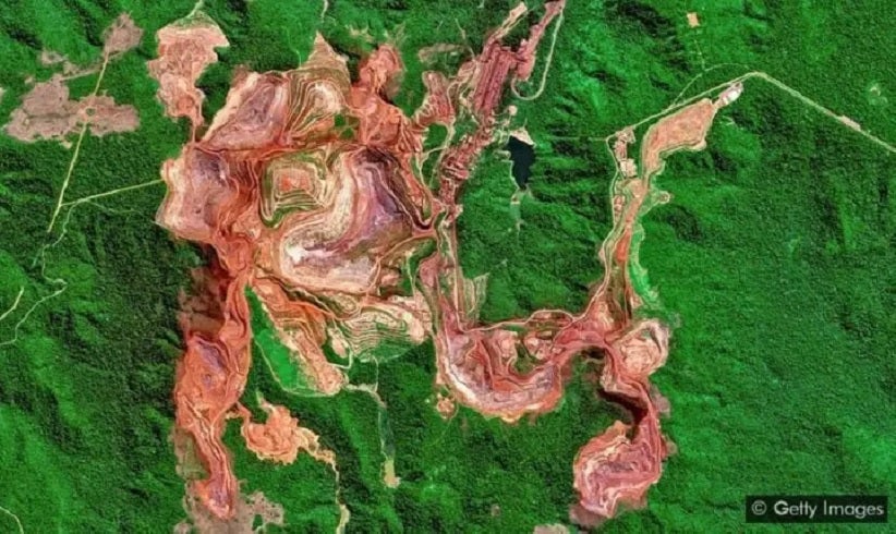 Carajás, no Brasil, é uma das maiores minas de minério de ferro do planeta