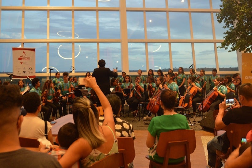 A AFA conta com vários projetos de acolhimento e reinserção de crianças e adolescente na comunidade.