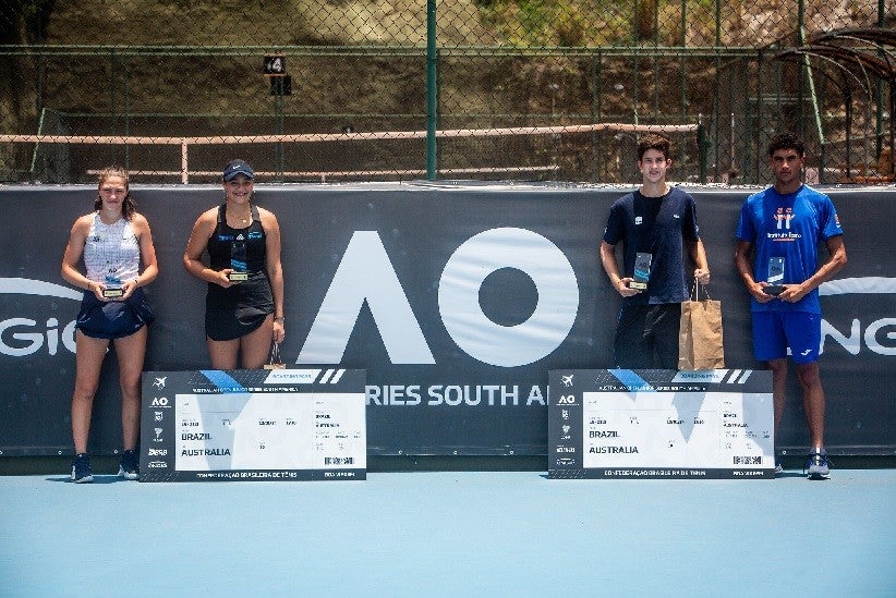 (esq. para dir.) Pietra Rivoli, Carolina Bohrer, Nicolas Oliveira e Gustavo Almeida: Crédito - Peter Wrede/COSAT /