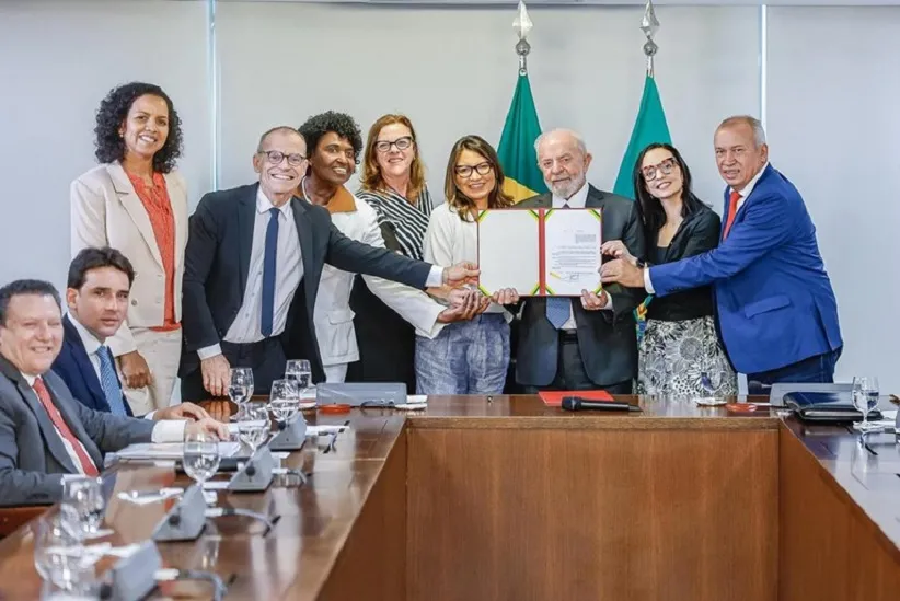 Sanção da lei que dá uma segurança a mais às mulheres vítimas de violência. Foto: Ricardo Stuckert / PR