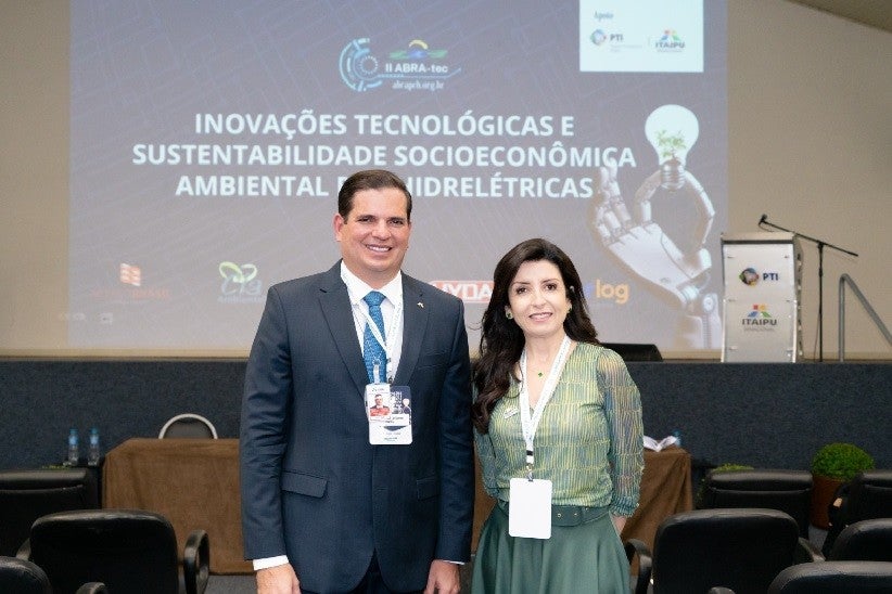 Pepitone com a presidente da ABRAPCH, Alessandra Torres.