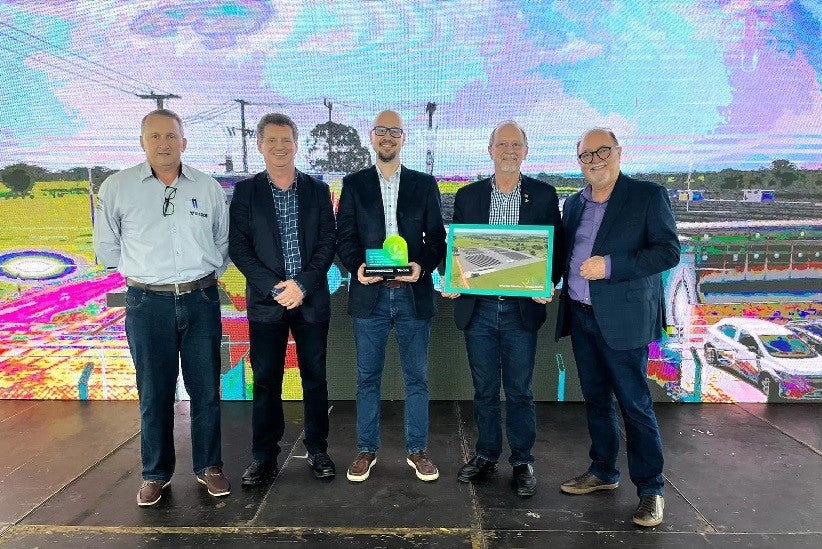 Representantes do Sicoob e de instituições públicas e privadas prestigiaram a inauguração - foto: Divulgação