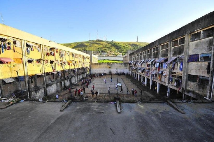 Presídio de Porto Alegre é marcado por superlotação e problemas estruturais