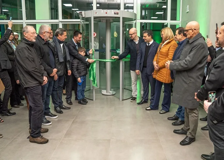 1. ovo investimento em Foz do Iguaçu amplia oportunidades a cooperados e para a comunidade – foto: Gilberto Xavier/Sicoob Três Fronteiras