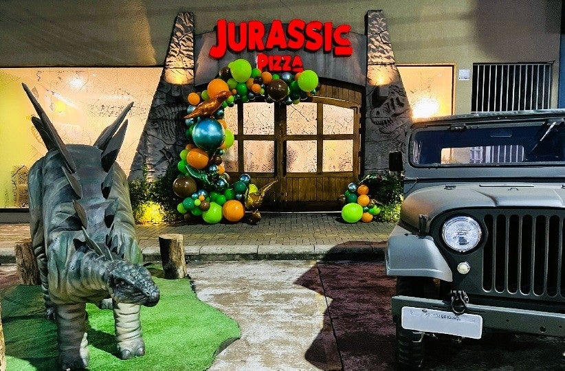 Este mês, a Jurassic Pizza comemora 4 anos de funcionamento em Foz do Iguaçu, com expansão em andamento na fronteira e em Curitiba. (Foto Assessoria)