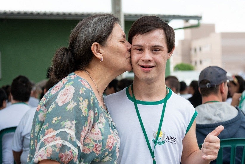 Irene Fantinati e o filho, Gabriel Luís Fantinati. Crédito: Rubens Fraulini/Itaipu Binacional.
