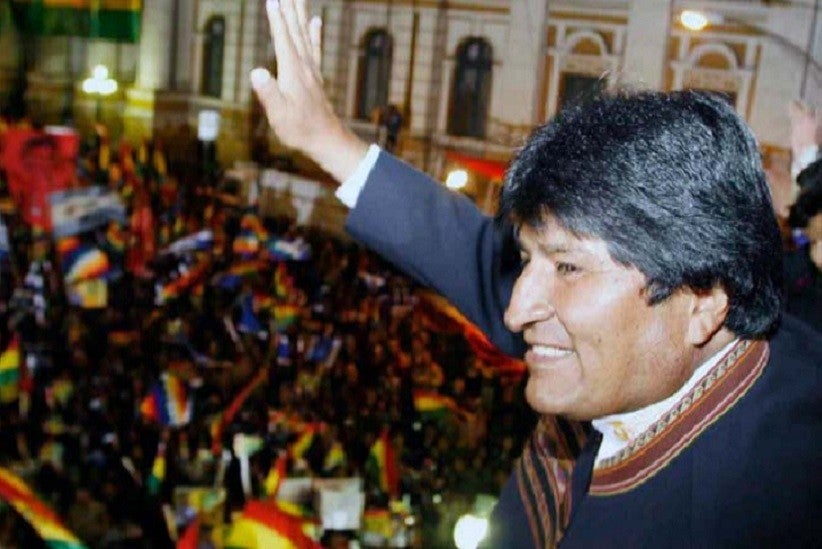 Evo Morales: de líder dos "cocaleros" a presidente da Bolívia